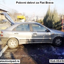 Fiat Brava auto sa cudnim stop svetlima